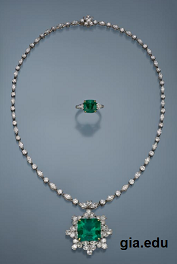emerald ring-necklace